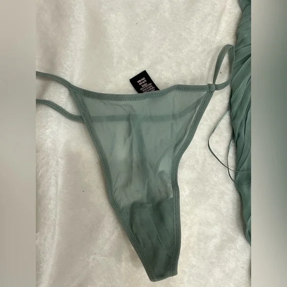 VS Sage Sleep Set - Picture 4 of 6